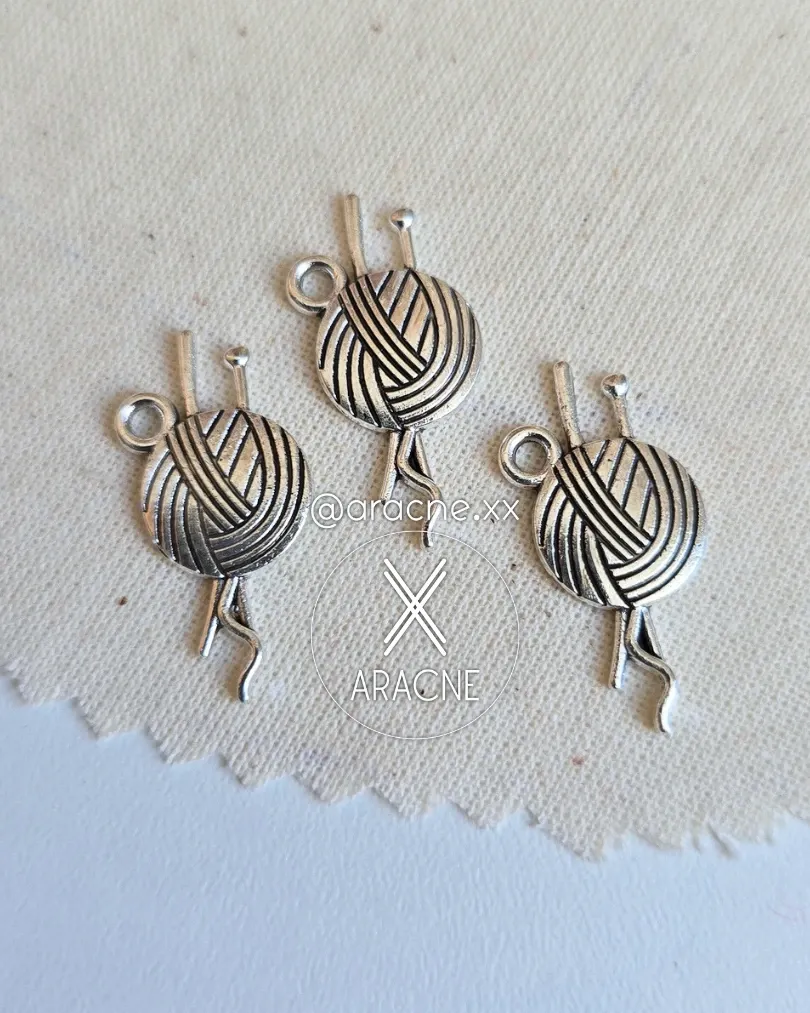 dije tejido a palitos (2).webp