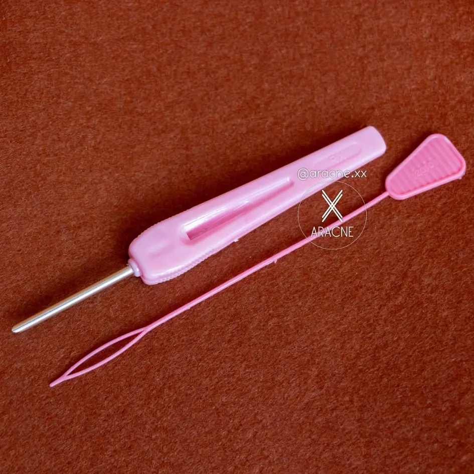 Aguja mágica mediana