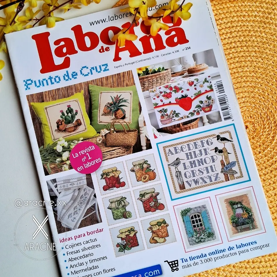 Revista de punto Cruz LABORES DE ANA