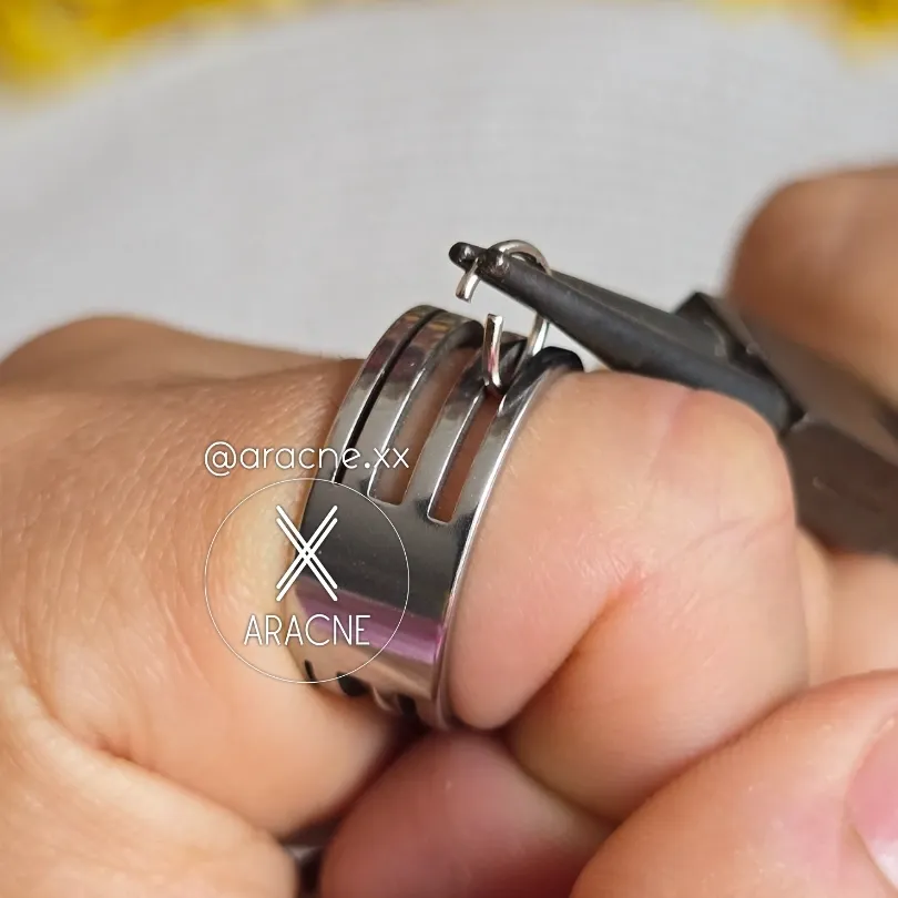 Anillo abre/cierra argollas