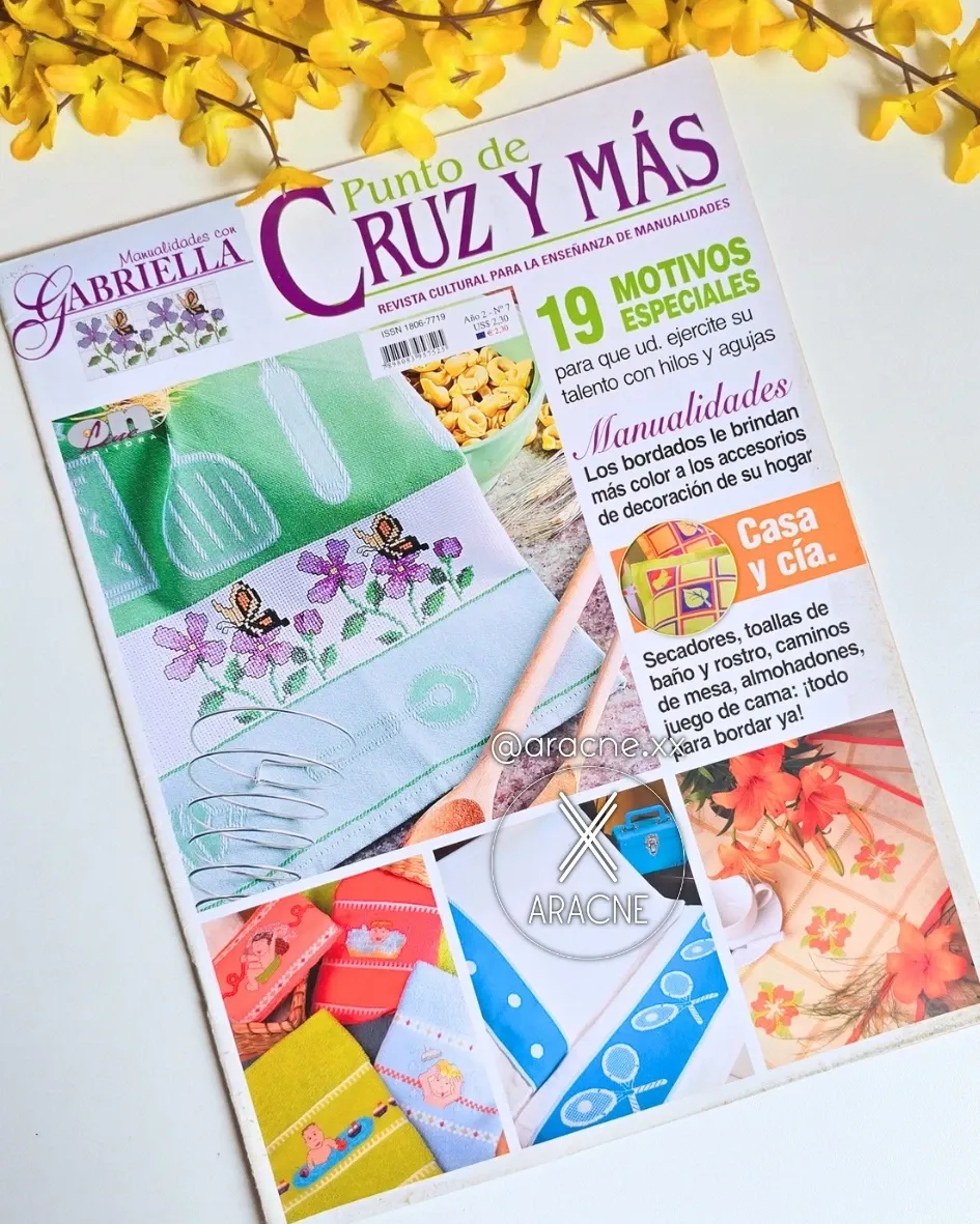 Revista punto cruz Gabriella