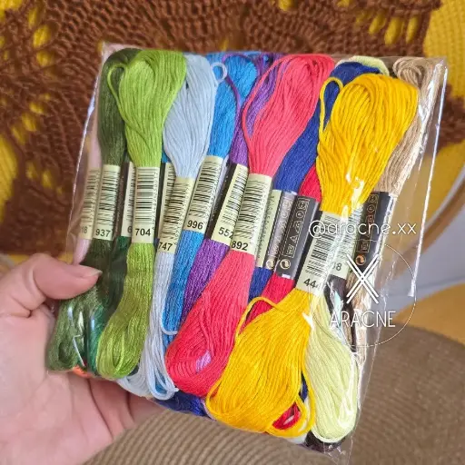 Hilos genéricos mouliné x 24